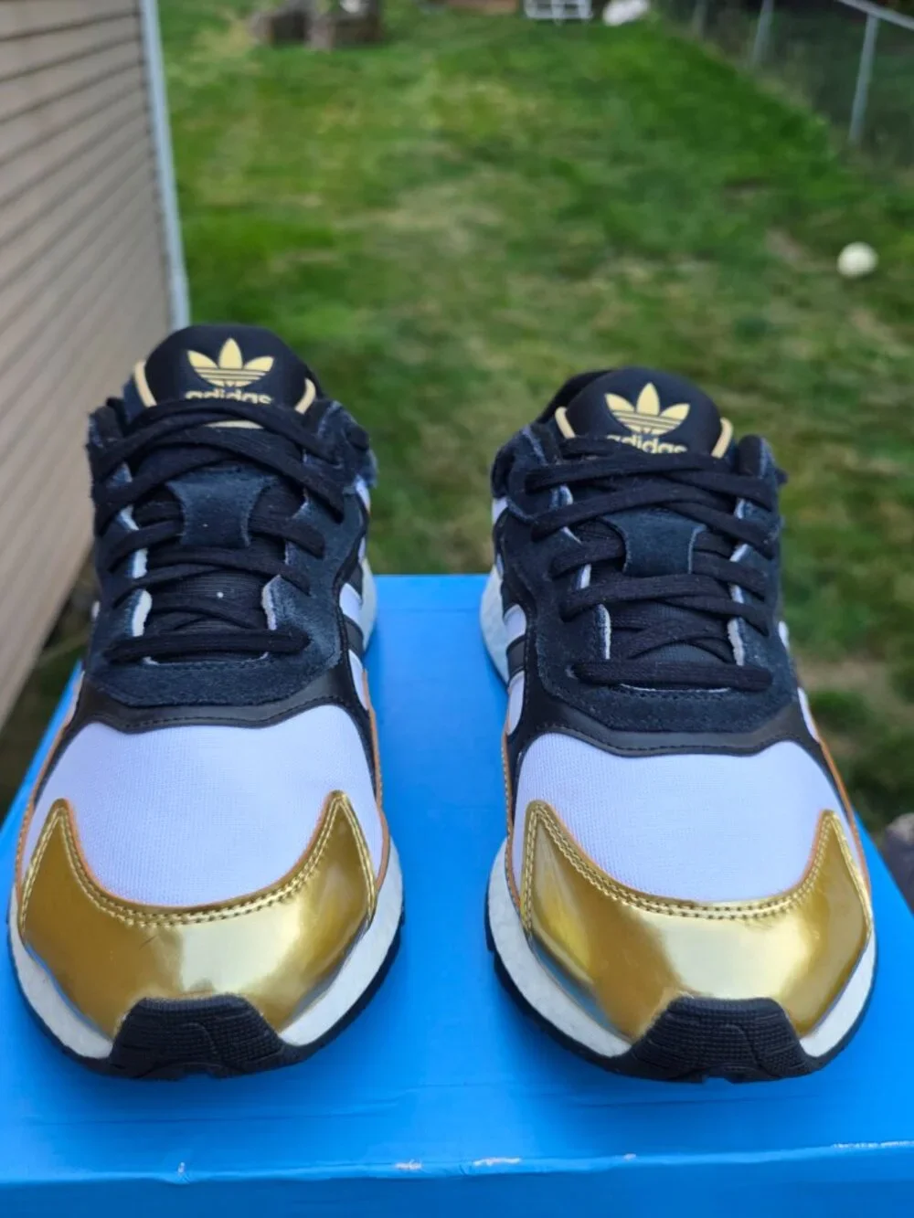 Adidas TRESC Run Boost Black Gold Metallic EG5661 Men's Size 10.5 EU 44 Rare